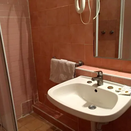 Ape Elbana Hotel Portoferraio