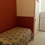 Ape Elbana Hotell