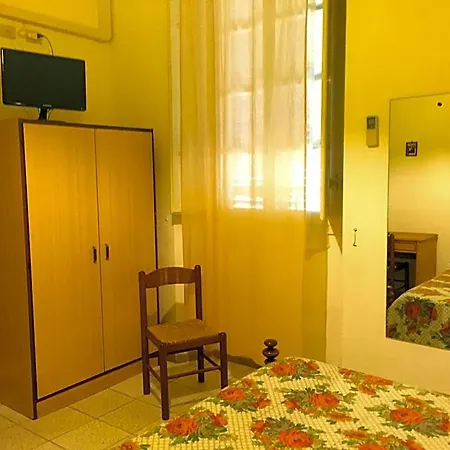 Ape Elbana Hotel Portoferraio