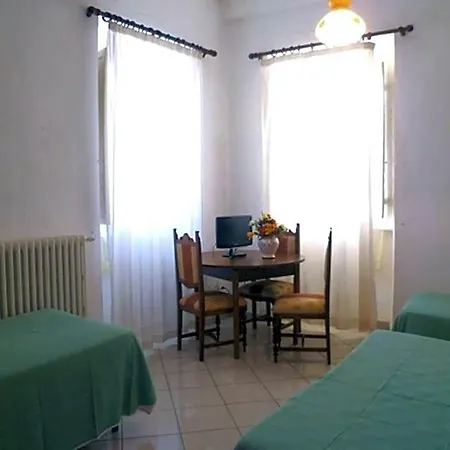 Ape Elbana Hotel