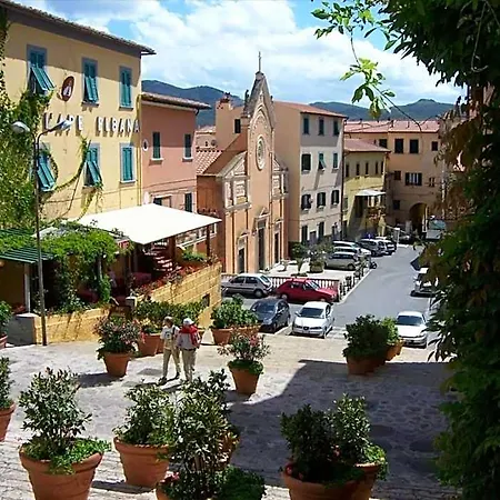 Ape Elbana Hotel Portoferraio