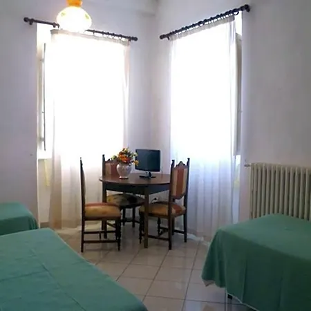 Ape Elbana Hotel