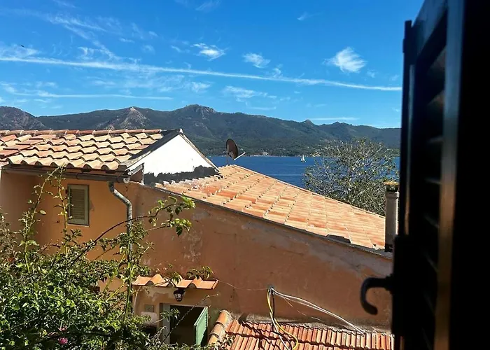 Отель Ape Elbana