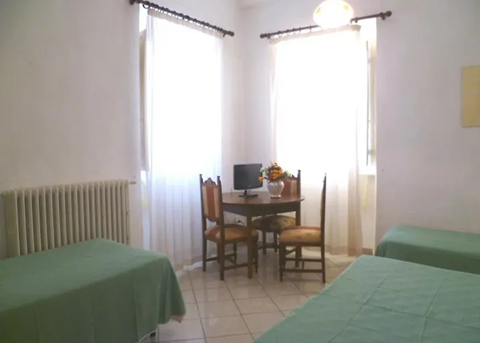 Ape Elbana Портоферрайо