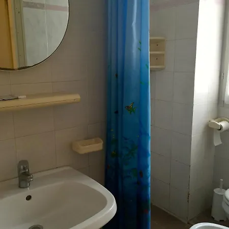 Ape Elbana Hotel